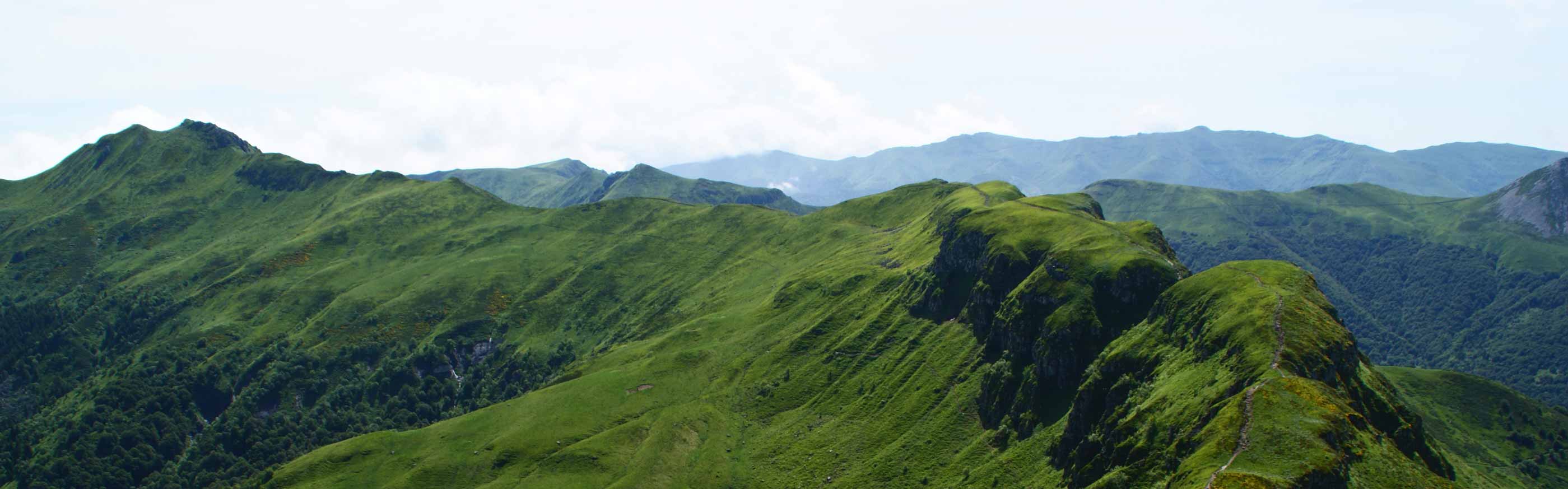 paysage cantal volcan auvergne