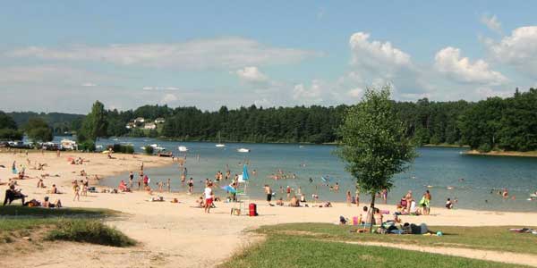 lac saint etienne cantales